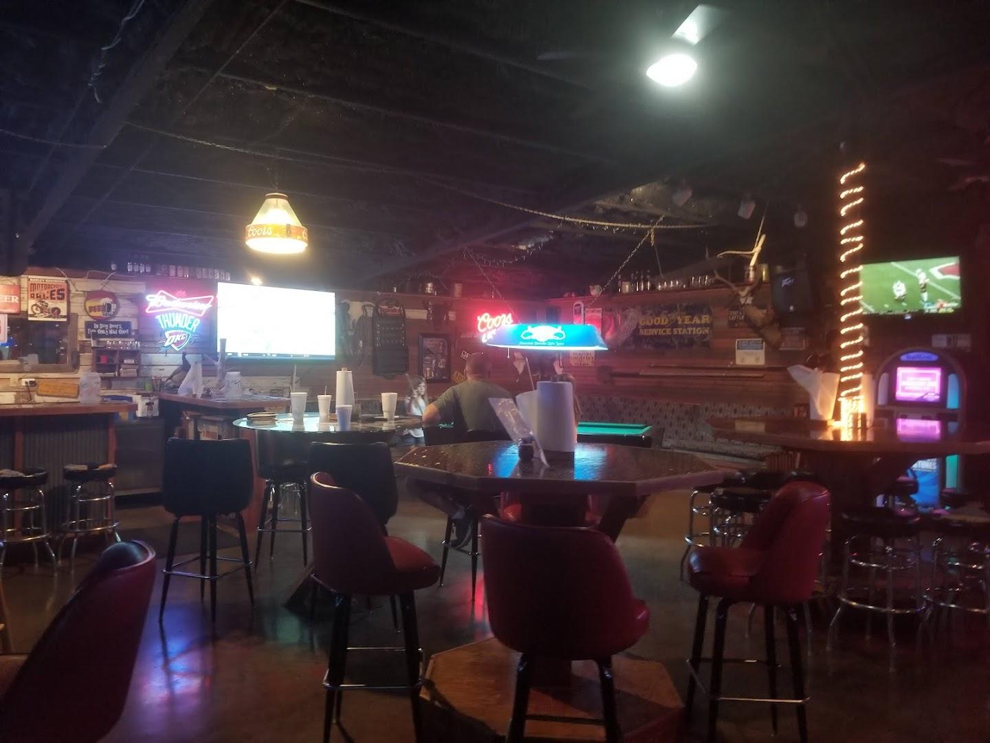Friends Pub & Pizza