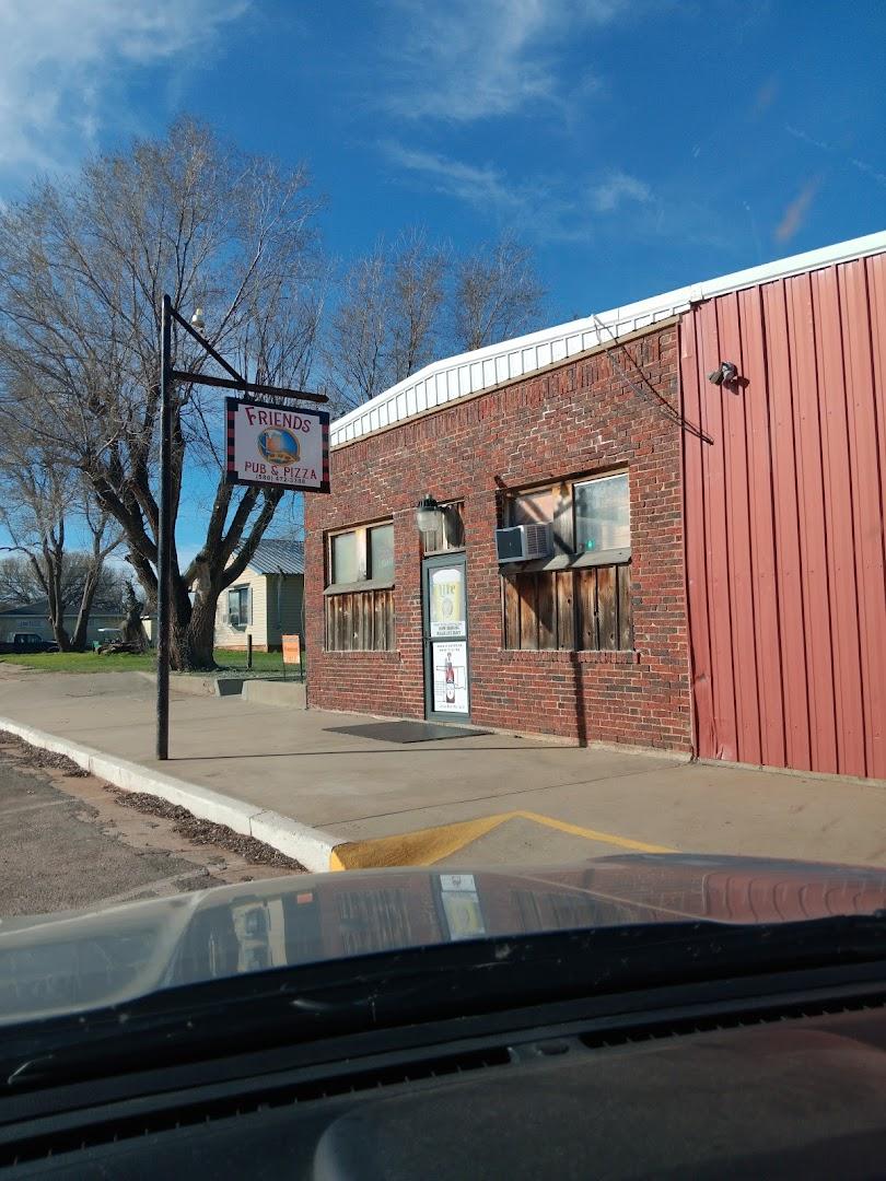 Friends Pub & Pizza